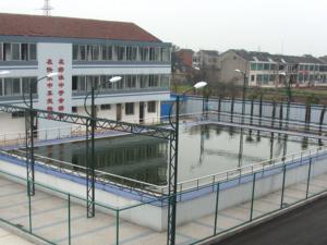 2008年7月江陰市南閘中學(xué)，游泳池，遮陽(yáng)蓬